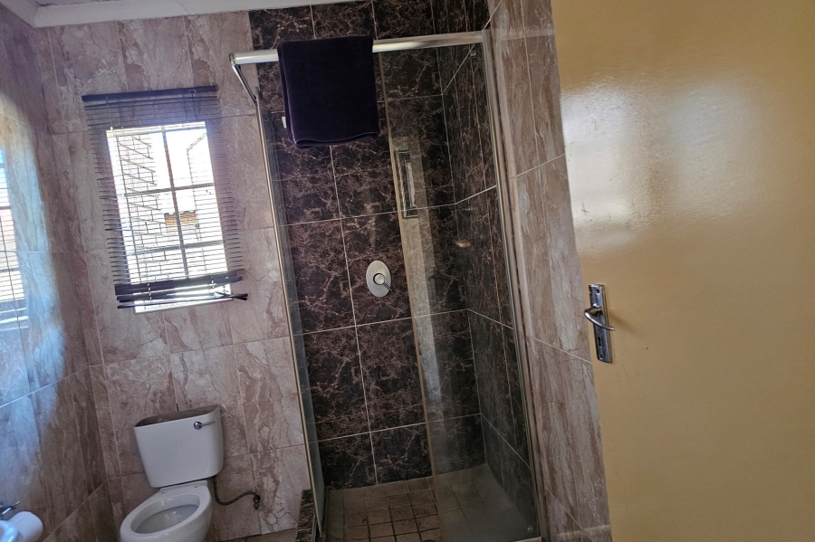 3 Bedroom Property for Sale in Waterval East North West